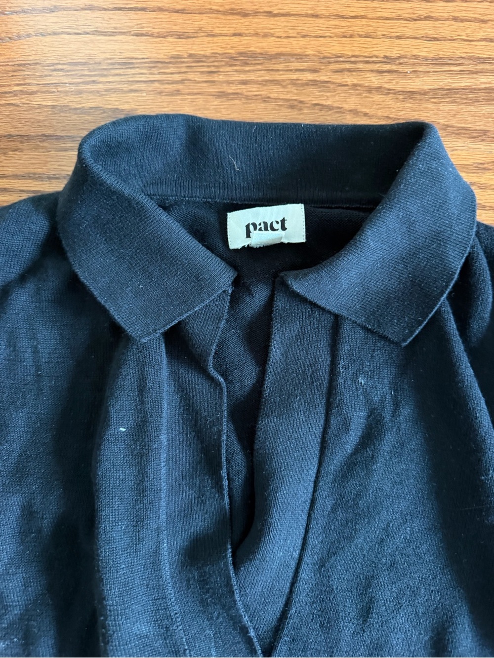 PACT Organic Cotton Fine Knit Polo Sweater Black M - Picture 3 of 5